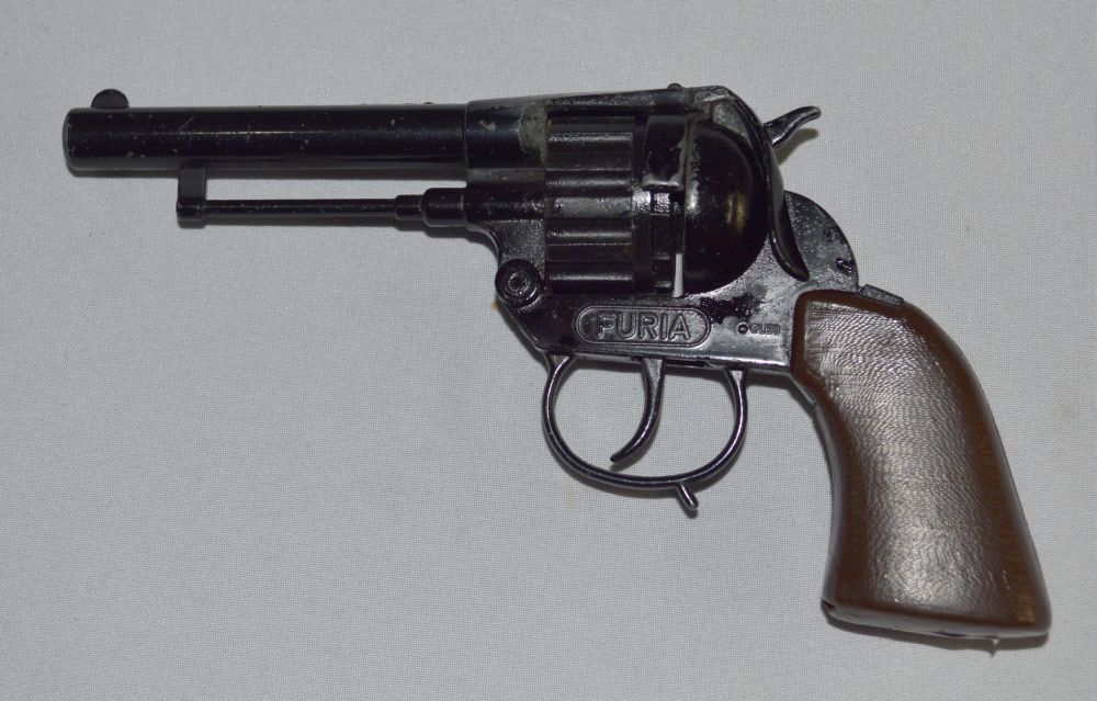 Revolver de espoleta da Estrela, modelo Revolver de espoleta da Estrela, modelo