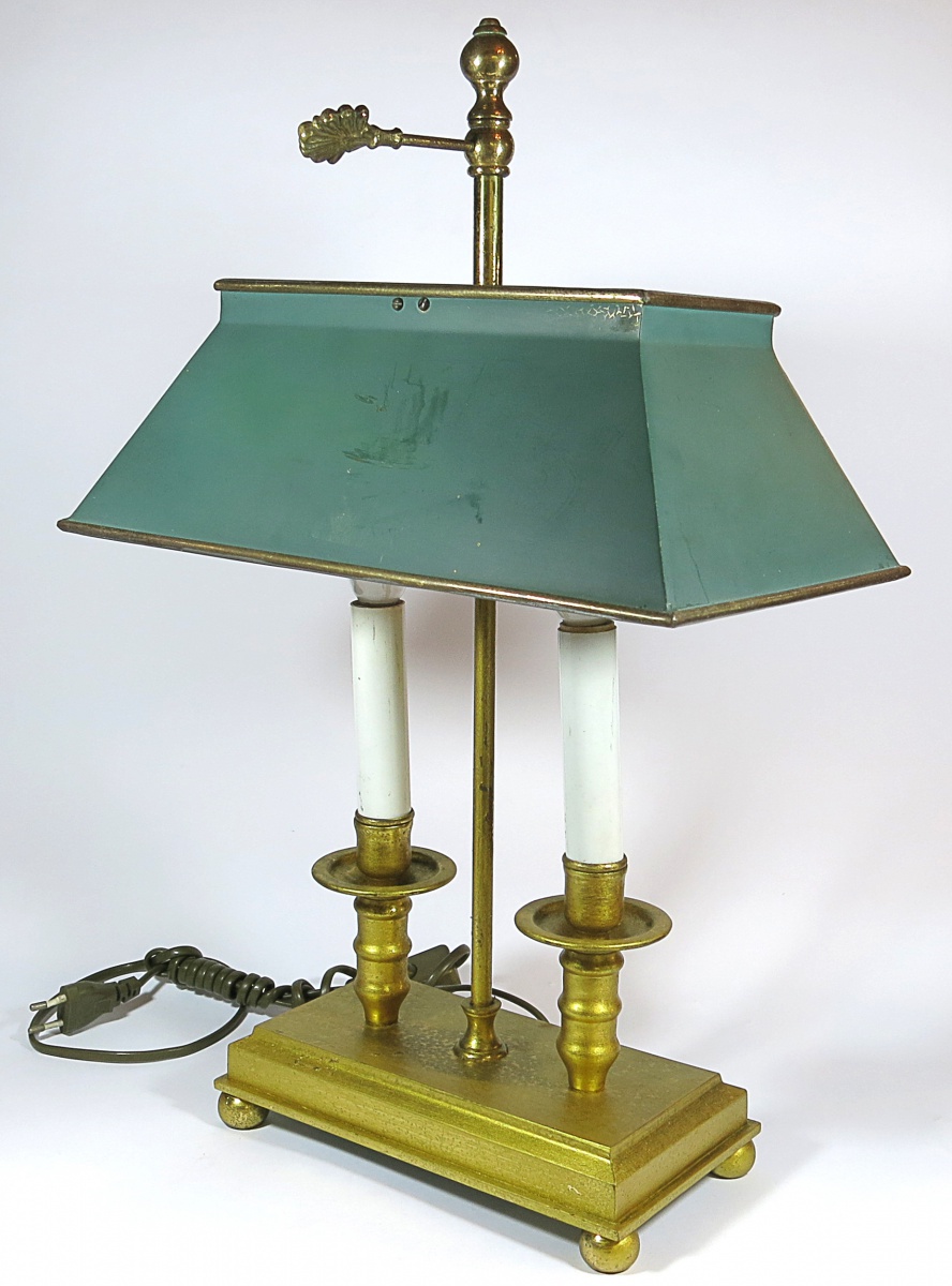 Luminária de mesa estilo inglês em metal dourado para 0