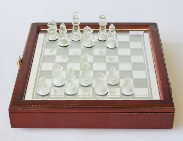 Caixa Tabuleiro de Xadrez de Madeiras Nobres - Wooden Chessboard Box 