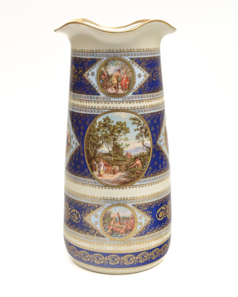 Arte . Centro de mesa de porcelana alemã de Dresden, sobre fun foto 4