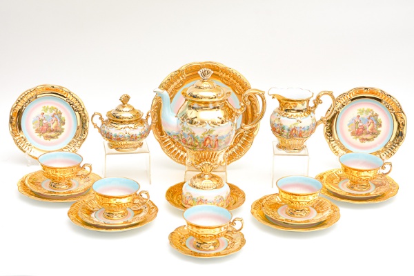 Arte . Duas peças: MONTE ALEGRE - Bule de porcelana brasileira foto 5