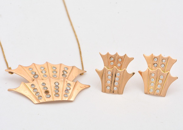 Arte . Dois pingentes de ouro 18 k, modelo mina com pedras col foto 2
