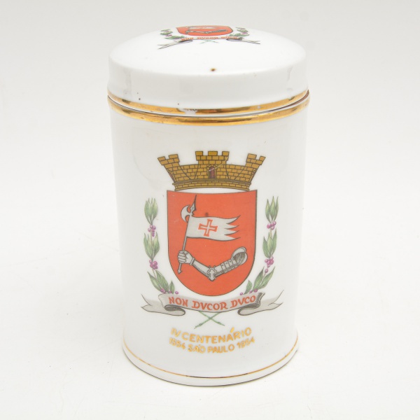 Arte . Recipiente e 6 taças para sorvete. 3 pés em voluta. Cor foto 8