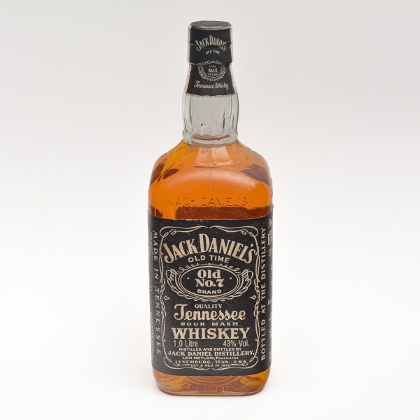 Arte . Conhaque Martell V.S.O.P., 700 ml. Lacrado. No estado. foto 5