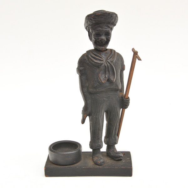 Arte . Escultura de faiança na cor creme representando Buda. D foto 5
