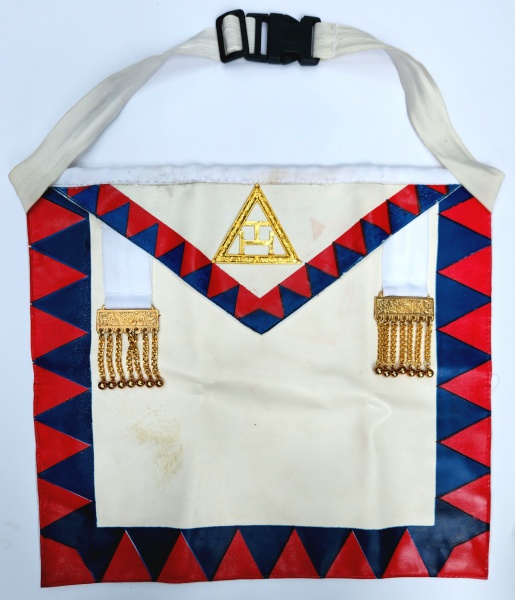 Arte . - 1269 - CAMINHO DE MESA - CONFECCIONADO EM LINHA NA CO foto 8