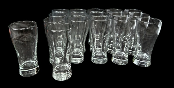 Arte . - CCCLIX - 7 COPOS E TAÇAS PARA BEBIDAS - ESTILOS DIVER foto 2
