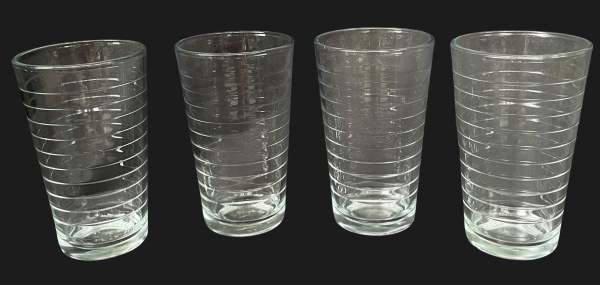 Arte . - 2423 - 3 CANECAS DE CHOPP DECORADAS COM RÓTULOS DE CE foto 1