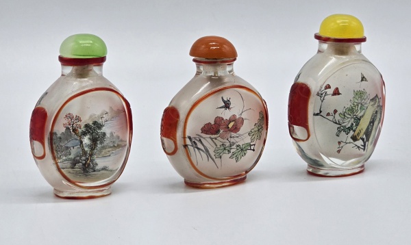 Arte . Snuff bottle em pequena drusa de Ametista, tampa em ped foto 3