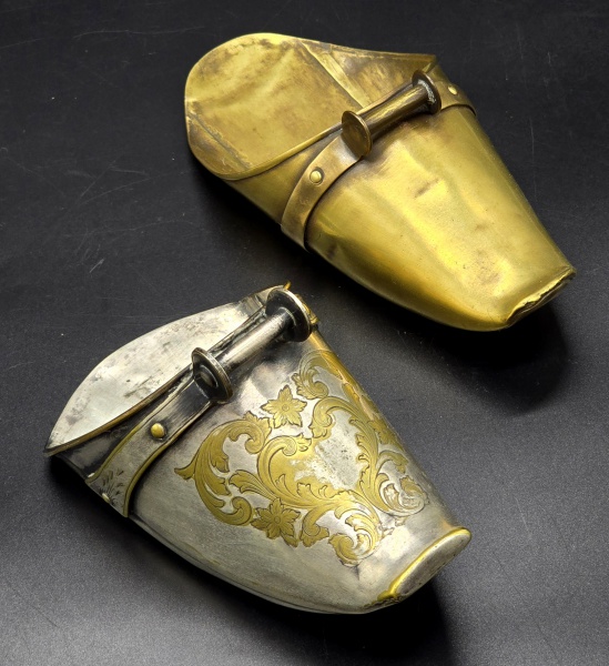 Arte . Dois cachimbos de coleção, confeccionados em madeira, s foto 7