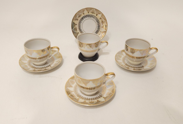 Arte . MAUÁ - Conjunto de 6 xícaras para café com pires, em po foto 1
