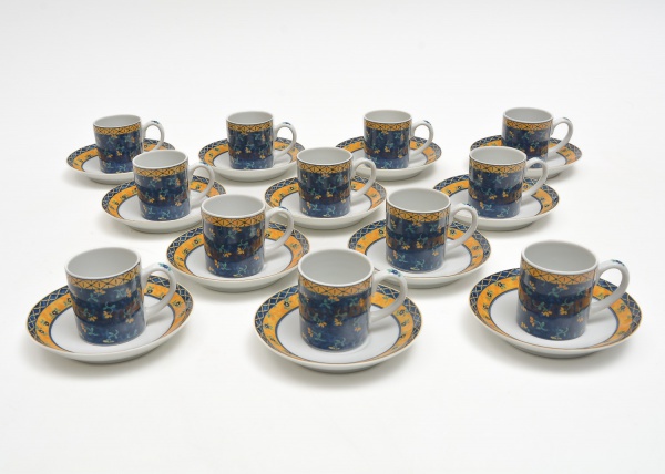 Arte . LIMOGES - FRANÇA. Nove pratos, em fina porcelana france foto 8