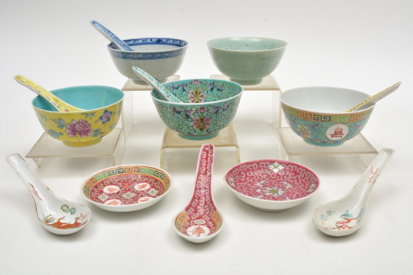 Arte . LIMOGES - FRANÇA. Nove pratos, em fina porcelana france foto 4
