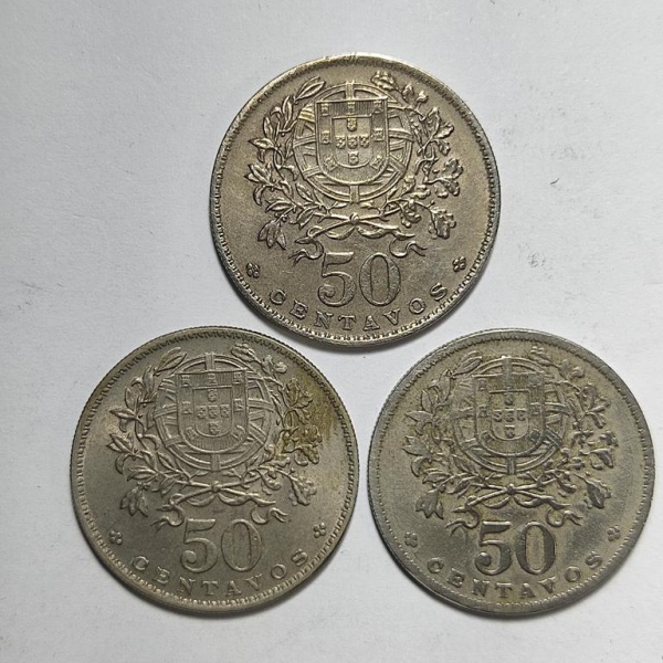 Arte . Lote constando de nove moedas de 1 Peso, Argentina, dat foto 8