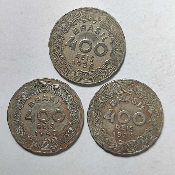 Arte . Duas moedas de 200 Liras Italiana, datadas de 1978. Med foto 8