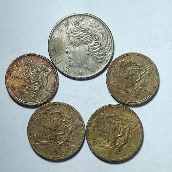 Arte . Três moedas de 400 Réis, datadas de: 1938 e 1940. Med: foto 7