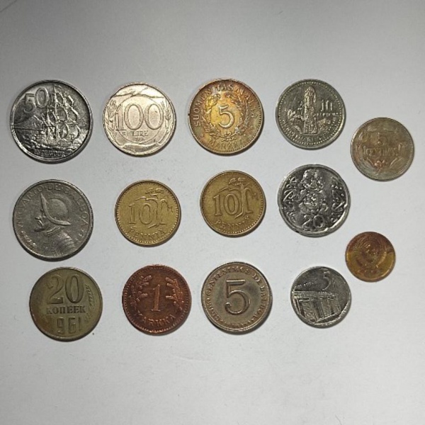 Arte . Lote constando de oito moedas Brasileiras sendo: quatro foto 8