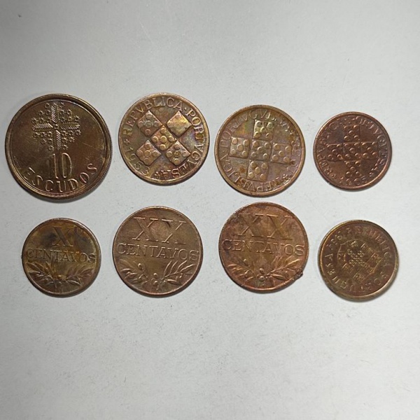 Arte . Moeda de One Penny do Reino Unido cunhada no ano de 194 foto 4