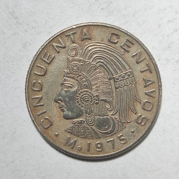 Arte . Oito moedas de Portugal, sendo: quatro de 20 centavos, foto 6