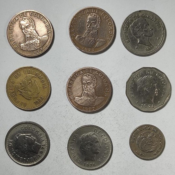 Arte . Lote constando de vinte e cinco moedas de 1 centavo dat foto 8
