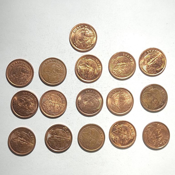 Arte . Duas moedas de 2 new pence do reino unido, datadas de 1 foto 7