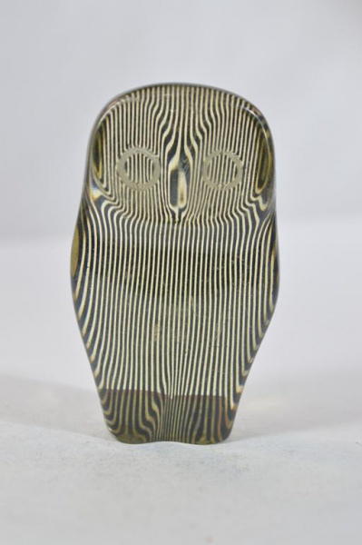 Arte . Nu feminino dorso  Estilo contemporâneo em bronze polid foto 6