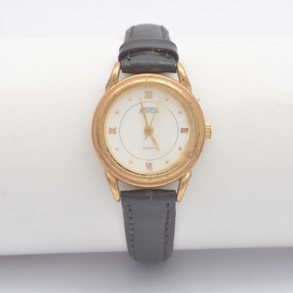 Relogios . Relógio feminino em metal dourado e aço, marca TRESSA. foto 5