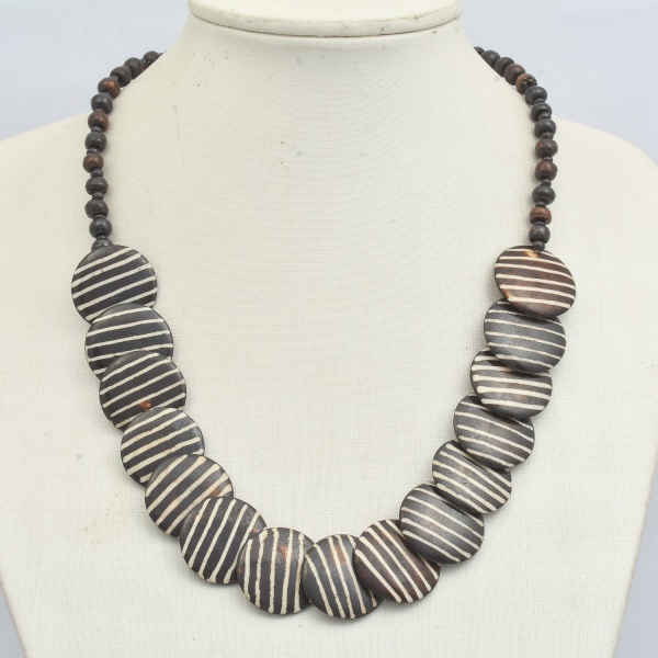 Arte . Conjunto de colar, pulseira e par de brincos de acrílic foto 8