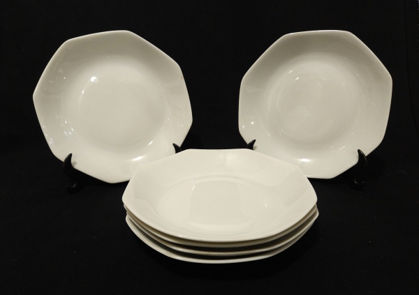 Arte . Pote para farmácia em porcelana, com desenho de pássaro foto 8