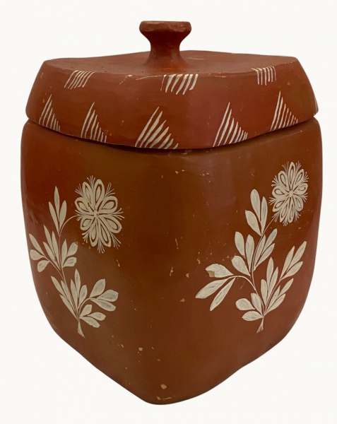 Arte . VASO ESTILO MARAJOARA EM FORMATO DE ROSTO HUMANÓIDE COM foto 6