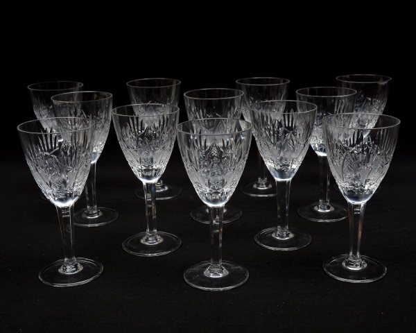 Arte . Cinco elegantes taças para vinho, em fino cristal da BO foto 5