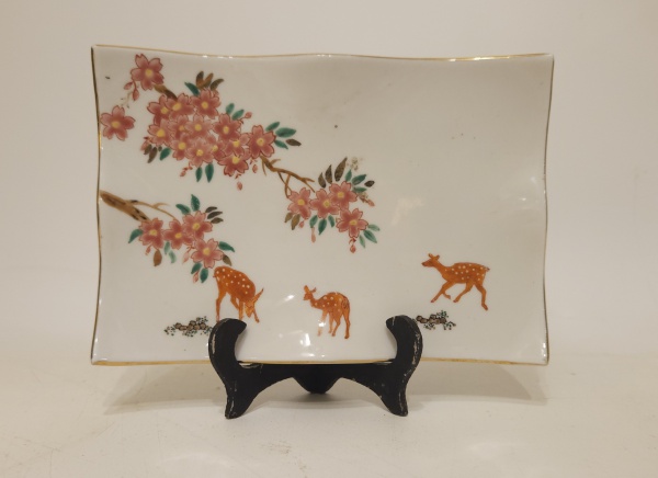 Arte . BIONA - Pires em porcelana com decoração carruagem. Diâ foto 4