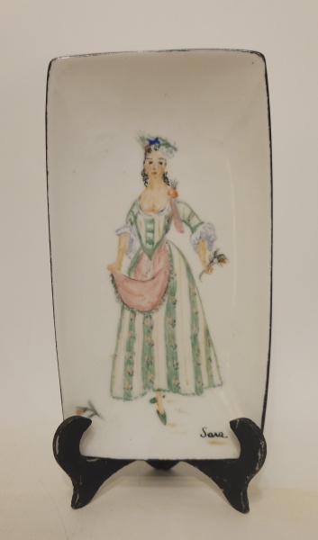 Arte . BIONA - Pires em porcelana com decoração carruagem. Diâ foto 7