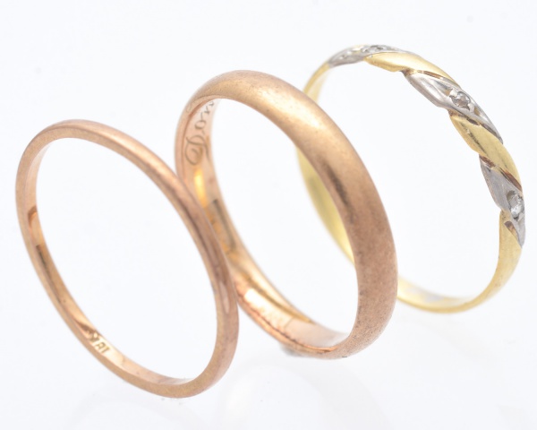 Arte . Cordão em  ouro amarelo e branco,, 18 K,, peso 14,1  gr foto 7