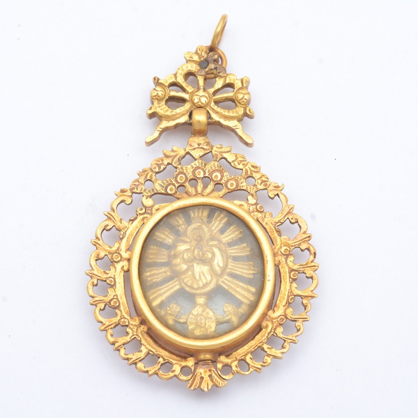 Arte . Pingente em ouro amarelo, 14 K,  no formato de balde, foto 3