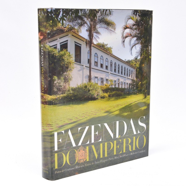 Arte . Dois livros" a) "FAZENDAS - Solares da Região C foto 1