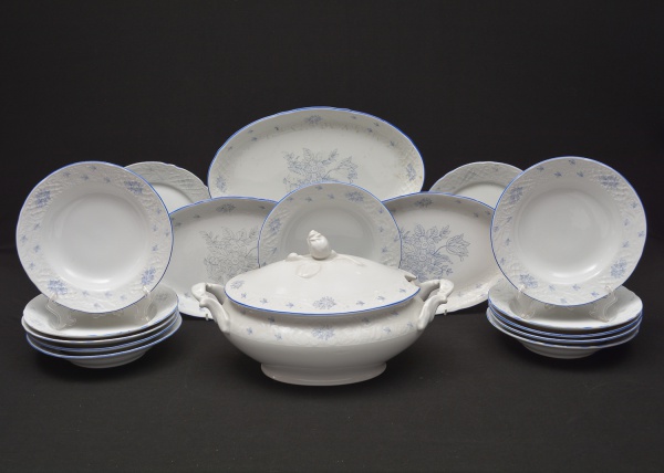 Arte . NORITAKE- Seis pratinhos, sendo um  diferente,  em porc foto 8