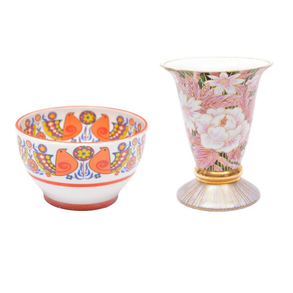 Arte . Travessa oval em porcelana,  decoração em policromia co foto 8