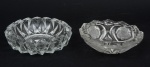 Dois antigos cinzeiros estilo art deco, em cristal ecológico lapidado, diam. 15 e 16cm.