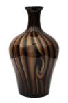 Vaso estilo art deco, em vidro murano cinza decorado c/ ondeados preto, alt. 40cm.