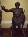 Imperador Romano Augustus, magnifica escultura italiana séc. XIX estilo clássico ao gosto greco-romano, em bronze cinzelado e patinado, alt. 50cm.