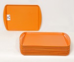 12 BANDEJAS  retangulares na cor laranja, plástico S420 SUPERCRON. Dimensões: 43x31 cm. SEM USO. (RETIRADA DE 8:00 ÀS 14:00 HRS NO MÉIER COM AGENDAMENTO PRÉVIO).