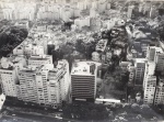 FOTO CARLOS (1916-1988). FOTOGRAFIA. Vista aérea do edifício da TV Manchete - 24,5 x 18 cm