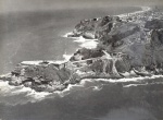 FOTO CARLOS (1916-1988). FOTOGRAFIA. Vista aérea do Costa Brava Clube, Joá, Rio de Janeiro - 24,5 x 18 cm