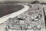 FOTO CARLOS (1916-1988). FOTOGRAFIA. Vista Aérea do bairro de Copacabana - 30 x 20,5 cm