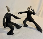 Par de Bonecos Ninja em resina - Cabeça em metal prateado - Med:  18cm de altura x 15cm largura ( não possuem espadas)