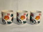 Belo Trio de copinhos para saquê em porcelana - Med: 8cmx6m