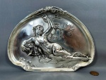 WMF. Alemanha. Art Nouveau. Belíssimo prato executado em metal prateado (excelente estado). Linda e