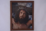 Imagem de Cristo em 3D, 6,8 x 33 cm. Moldura de madeira escura, medindo 30,5 x 58 cm.