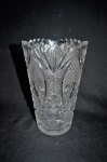 Elegante jarra em cristal Tcheco cinzeladas em alto relevo em perfeito estado. Déc 30.